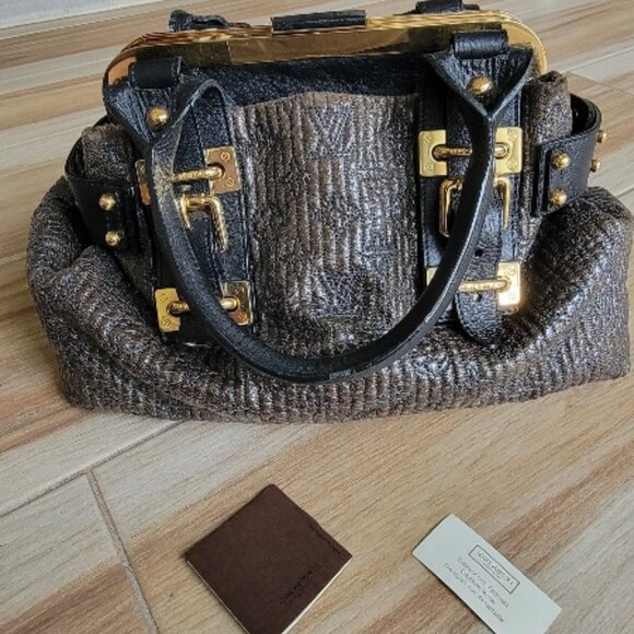 Louis Vuitton Motard  Bike Leather Fall/Winter Collection Black Leather Handbag - Picture 3 of 14